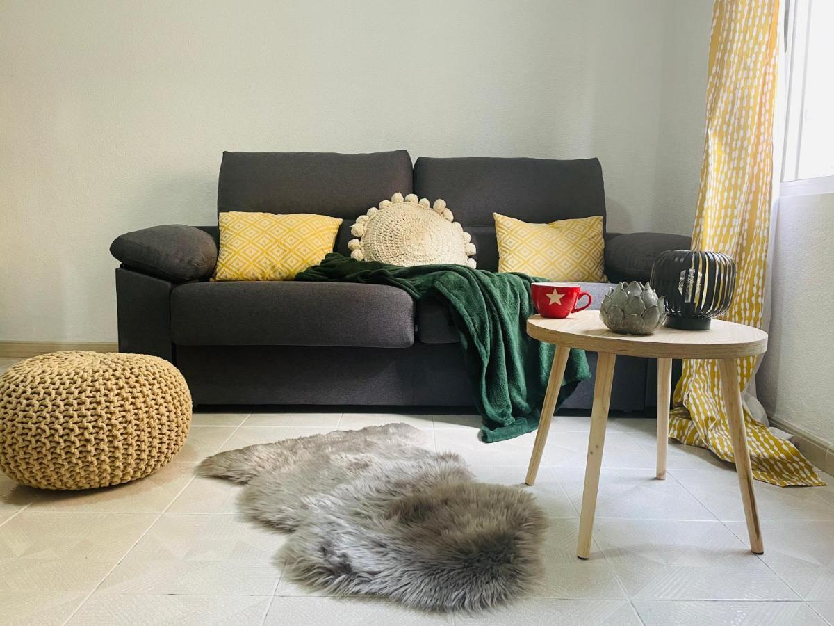 Cozy 2-Bedroom Serviced Apartment With Netflix Sagunto Eksteriør billede